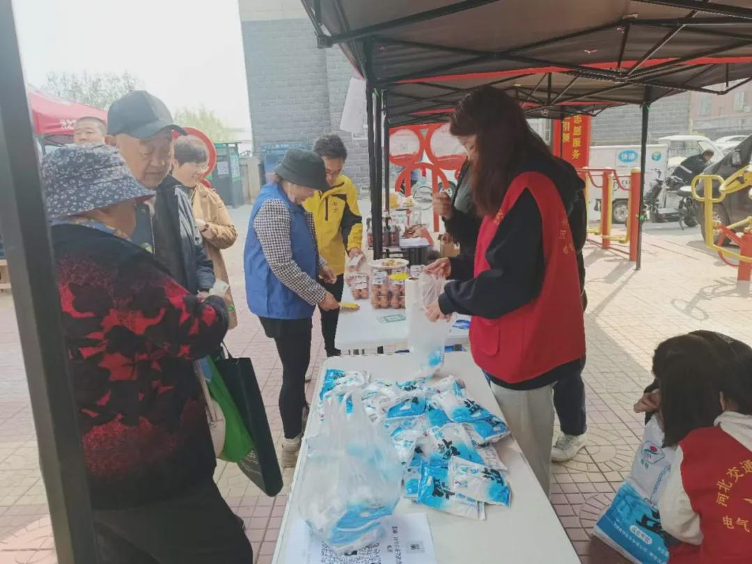 红旗街道丰河苑社区开展“欢乐共聚,传承文化,共享邻里情”活动(图1)
