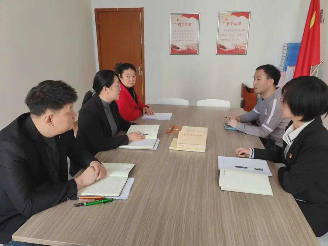 嘉和社区:“三有”模式 全力推进堡垒支部创建(图1)