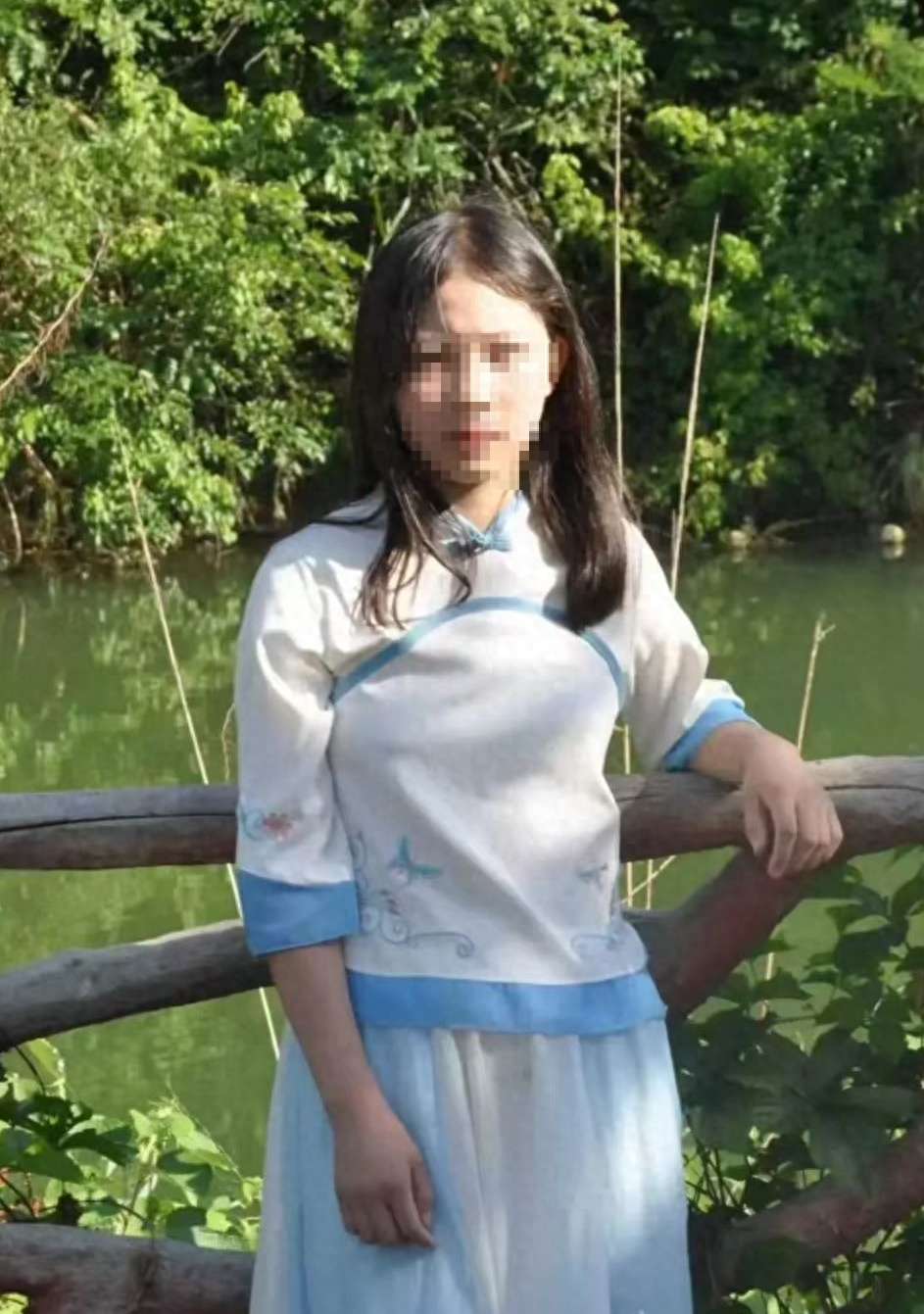 湖北咸宁12岁女孩离家5天未归,社交平台在更新,但不接电话和视频(图1)