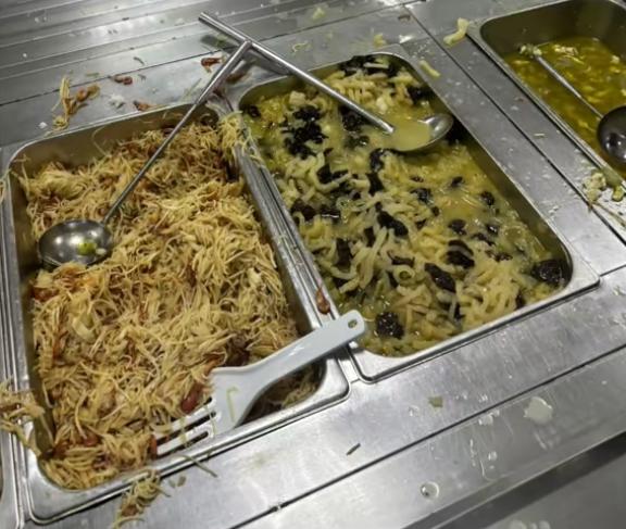 苏州一学校被指宿舍墙面发霉,食堂菜品变质,多方回应(图4)