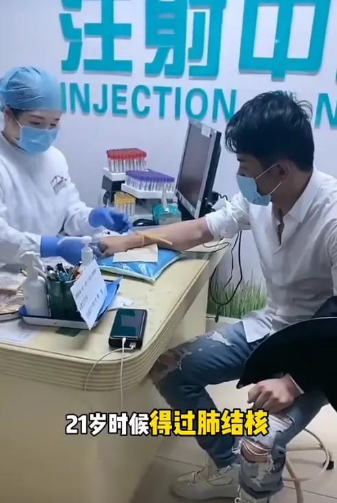 登上热搜!直播中吸氧、咳嗽不止,辛巴自曝患病(图3)