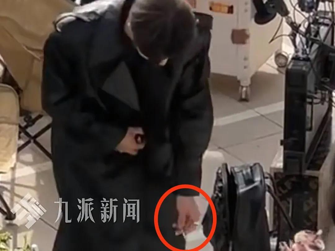 被曝随地扔烟头！“短剧一哥”道歉，“错了就是错了，不好的习惯统统改掉”(图2)